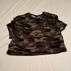SHEIN Brown Camo Short Sleeve Tee